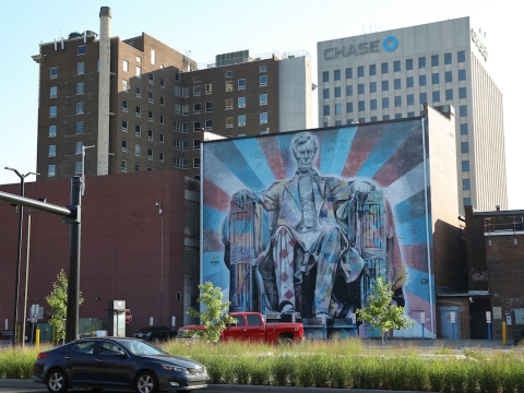 mural of Lincoln